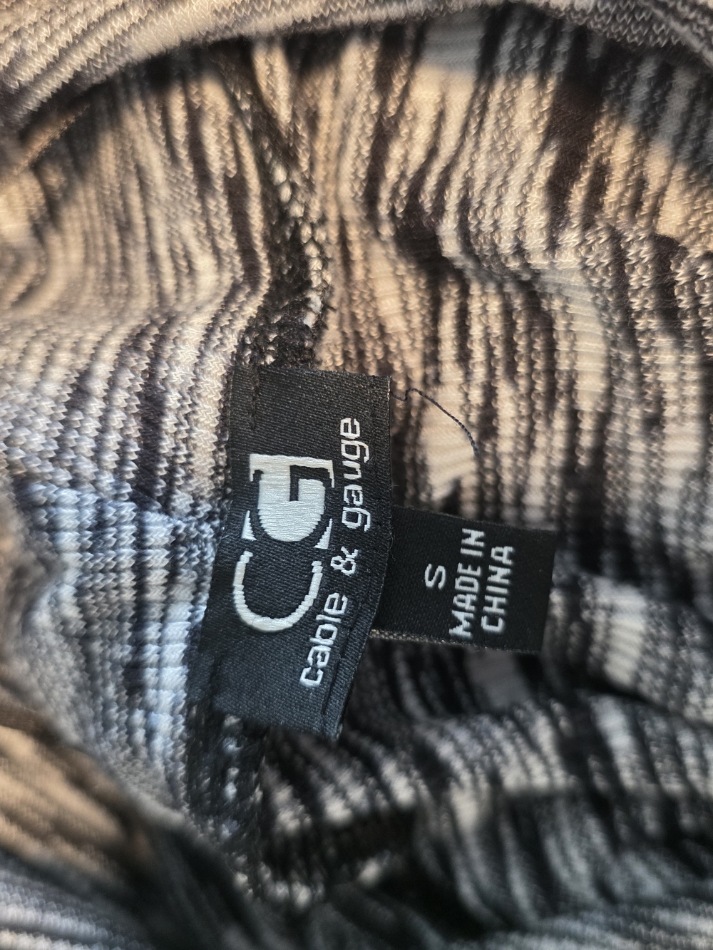 Cable&Gauge Cowl Neck Women’s Sweater - Black & White - Picture 4 of 5